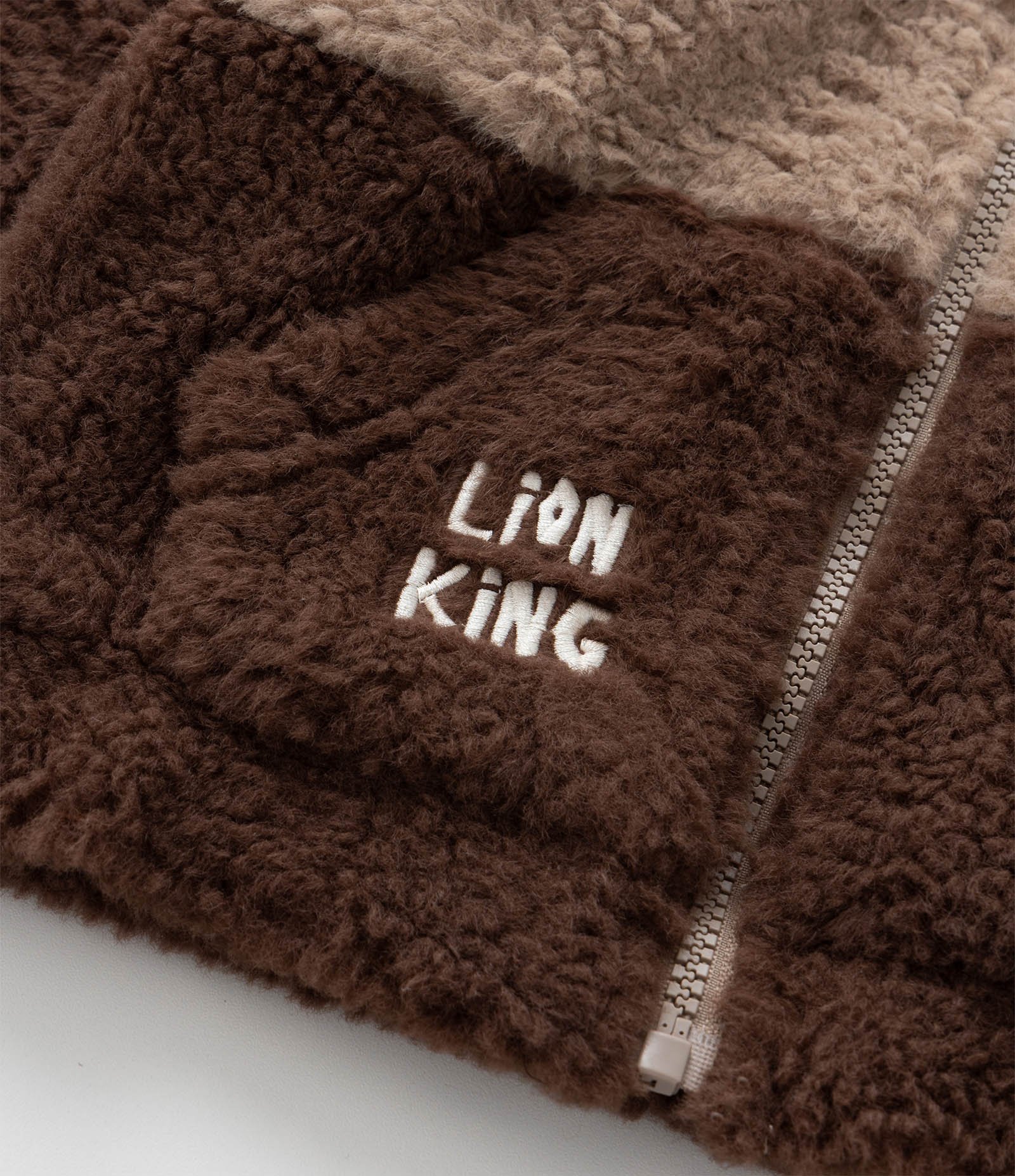Casaco Infantil em Sherpa com Bordado do Simba - Tam 1 a 6 Anos Marrom/Bege 6