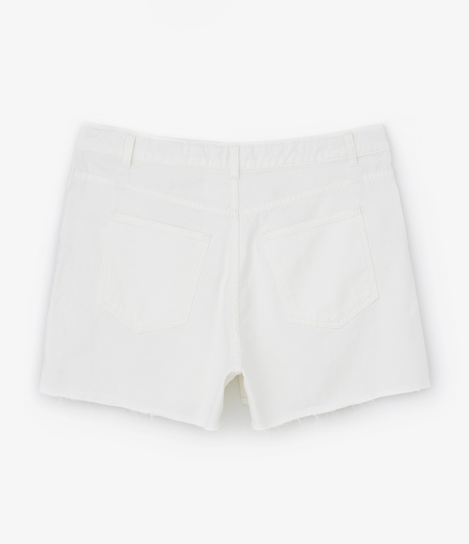 Short Mom em Sarja com Bordado de Cereja Curve & Plus Size Branco 5
