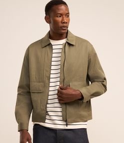 Jaqueta Bomber com Bolso Lapela