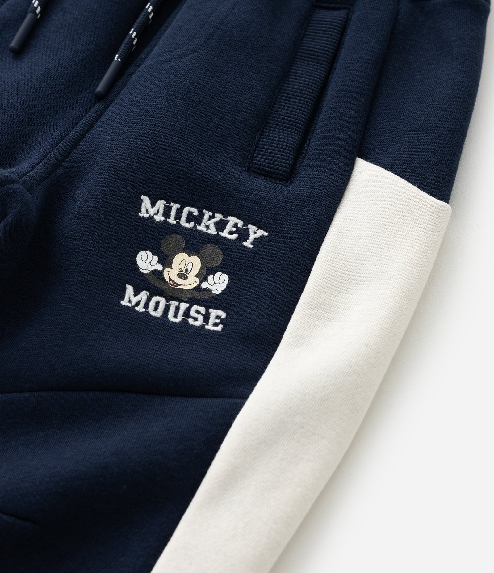 Calça Infantil com Recortes e Bordado do Mickey - Tam 1 a 6 Anos Azul 8