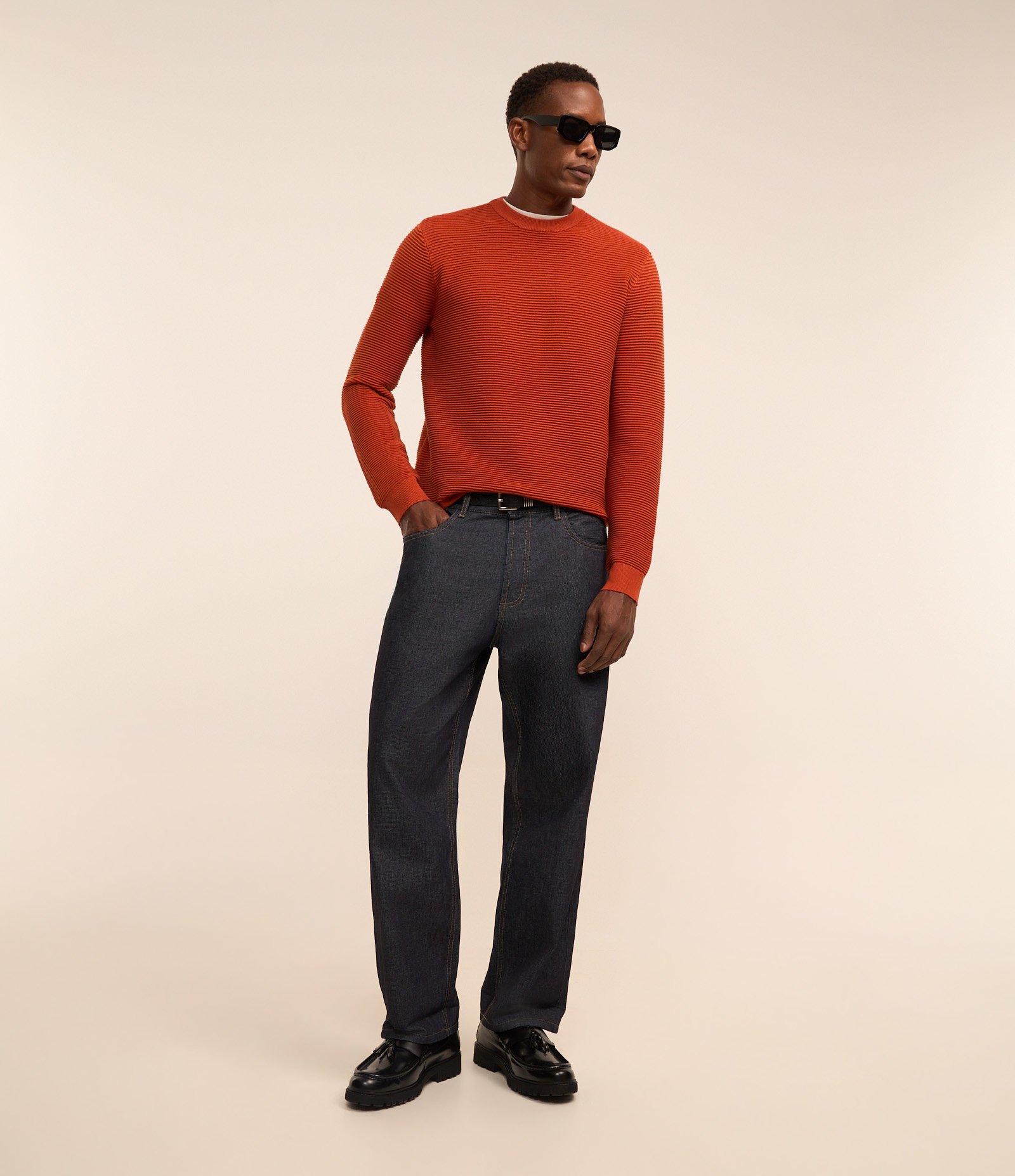 Suéter em Tricô Leve com Texturas Horizontais Terracota 2