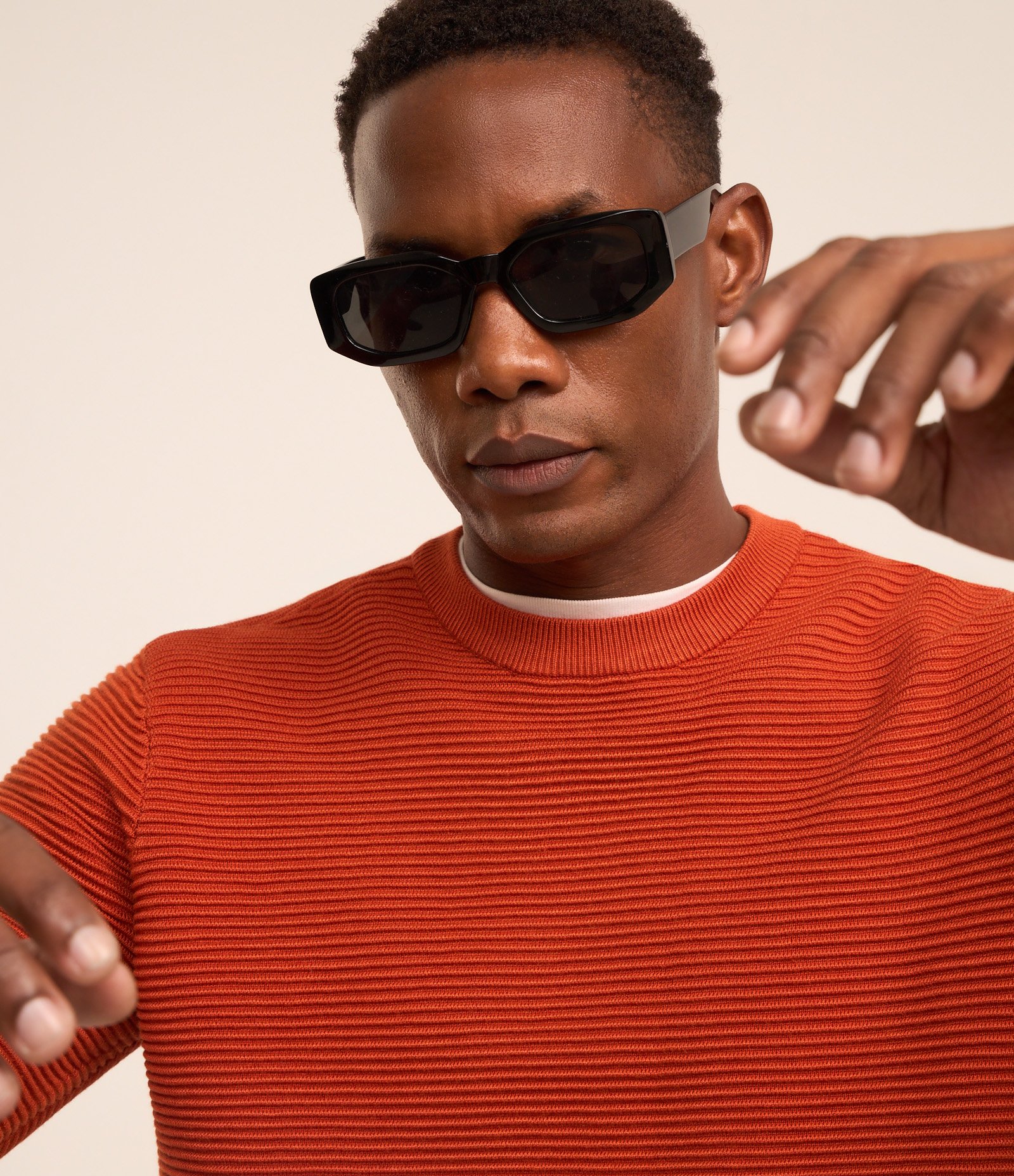 Suéter em Tricô Leve com Texturas Horizontais Terracota 6