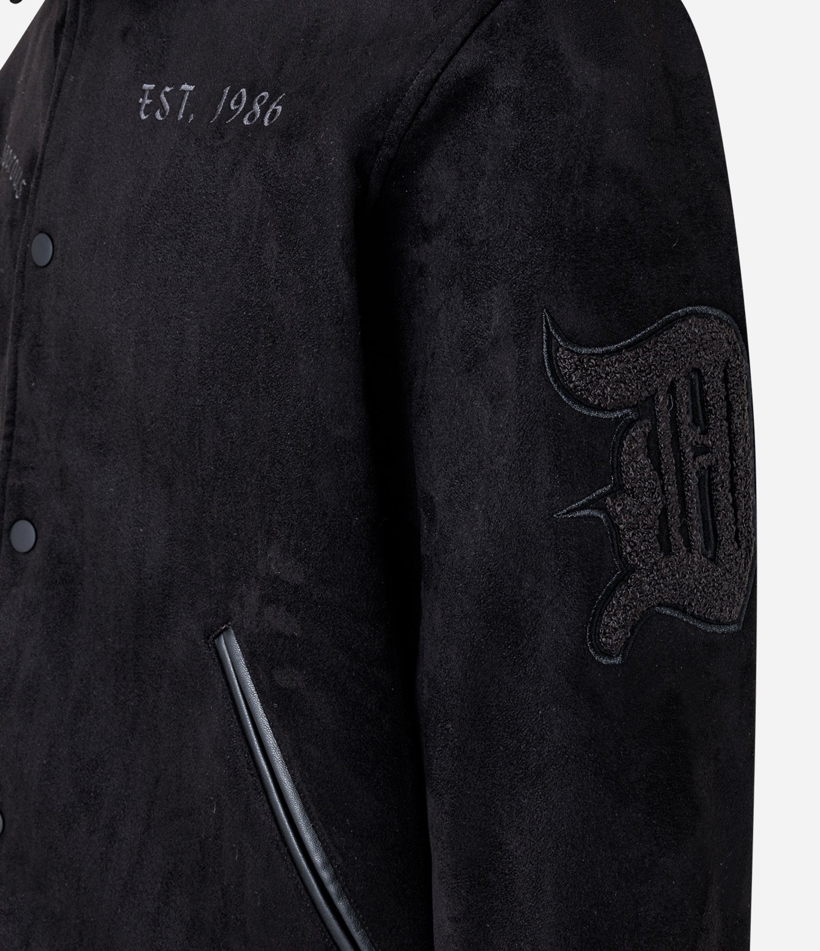 Jaqueta College com Estampa Bordada Lettering Cinza 8