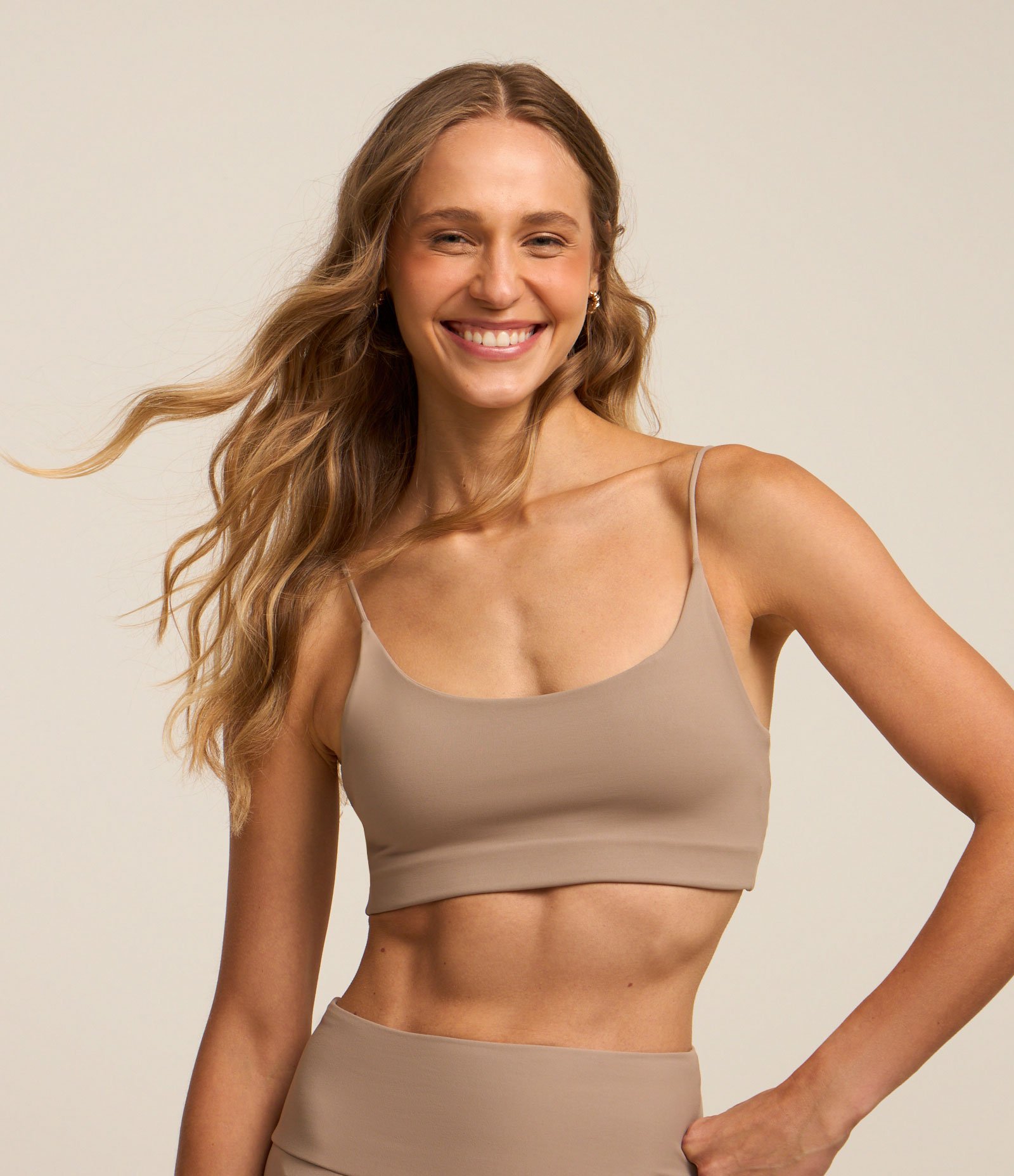 Top Esportivo em Poliamida com Alças Finas 2