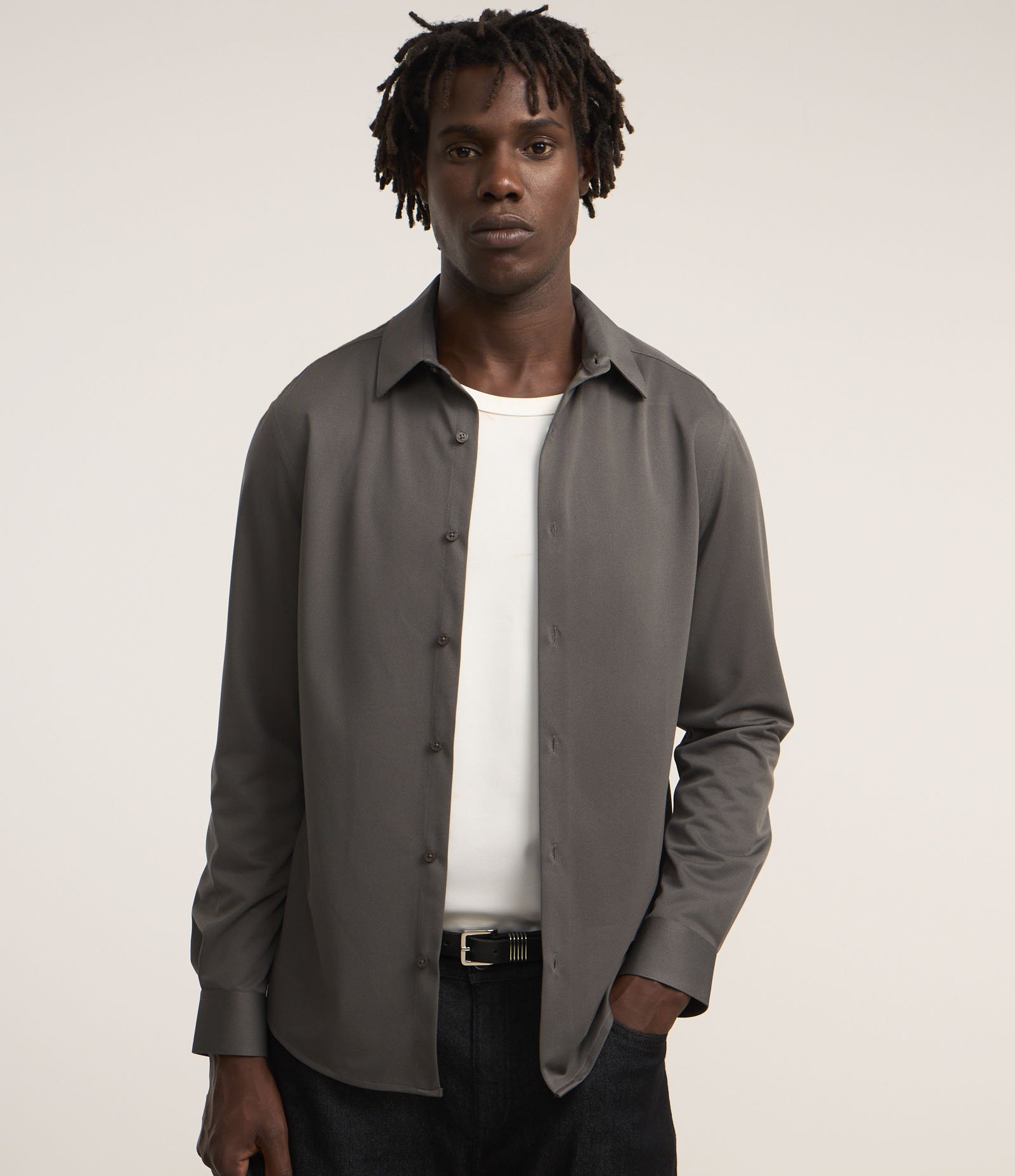 Camisa Regular em Tecnologia Dry Maquinetada Cinza 1