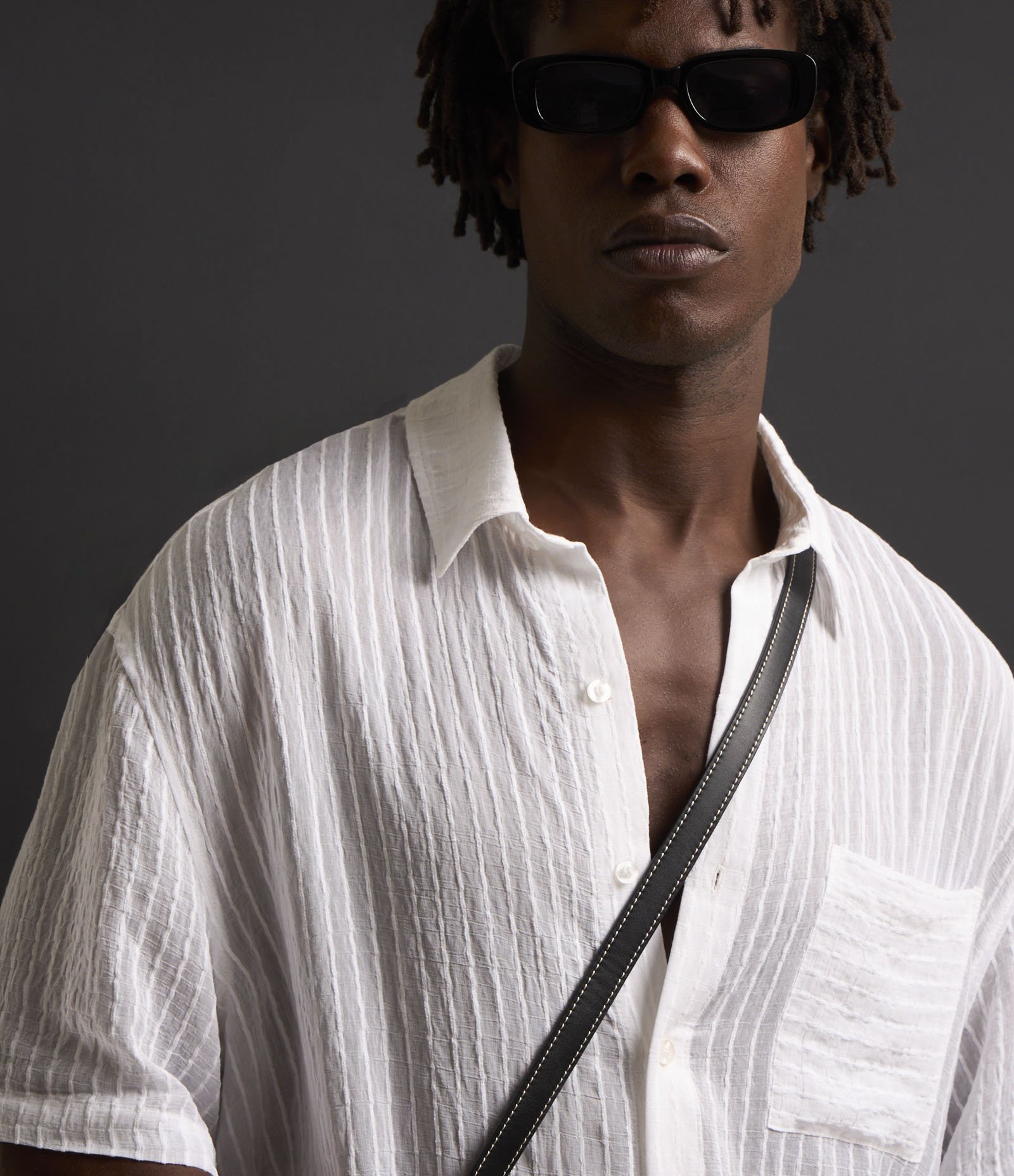 Camisa em Viscose Listrada com Textura e Transparência Branco 7