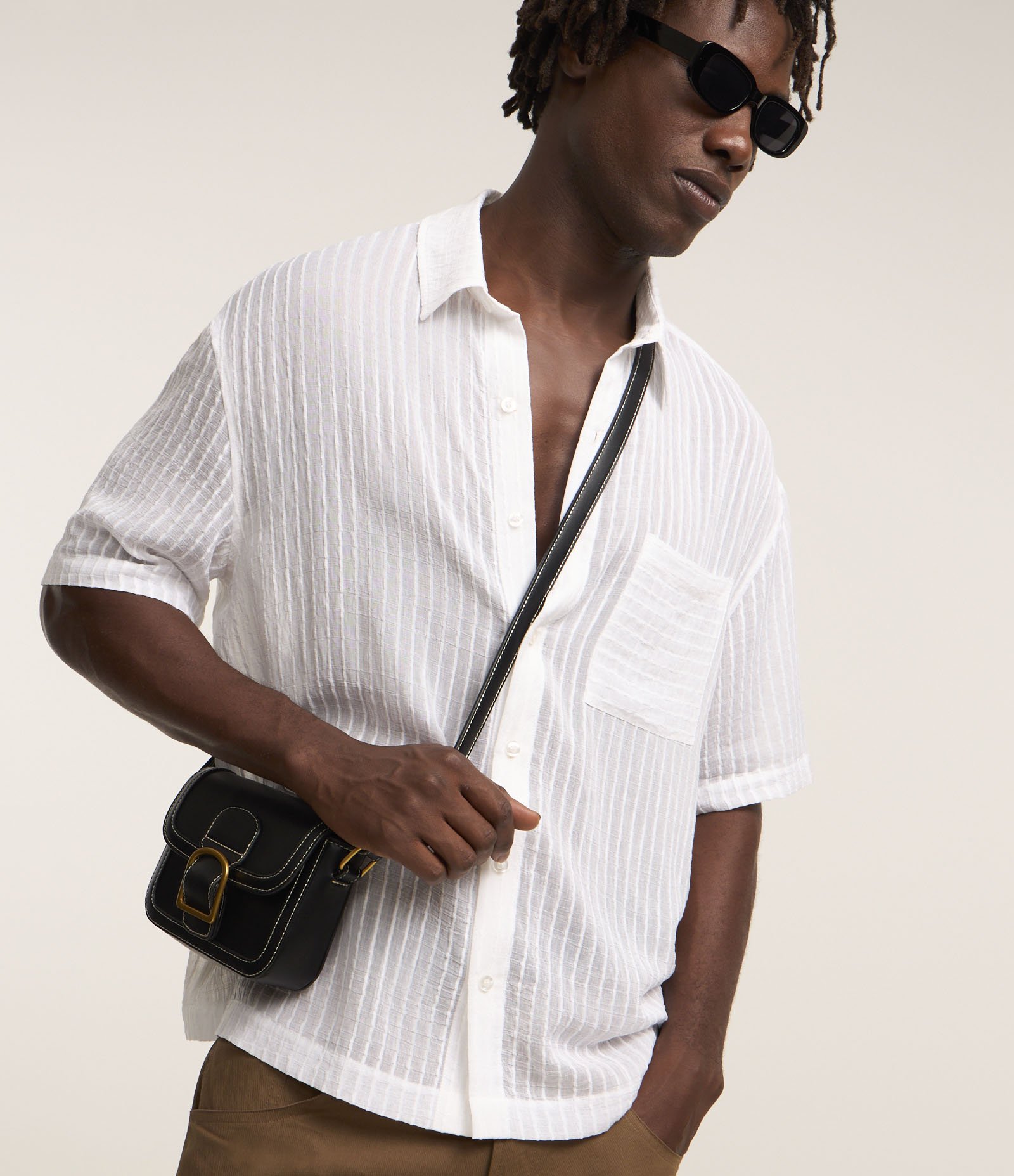 Camisa em Viscose Listrada com Textura e Transparência Branco 3