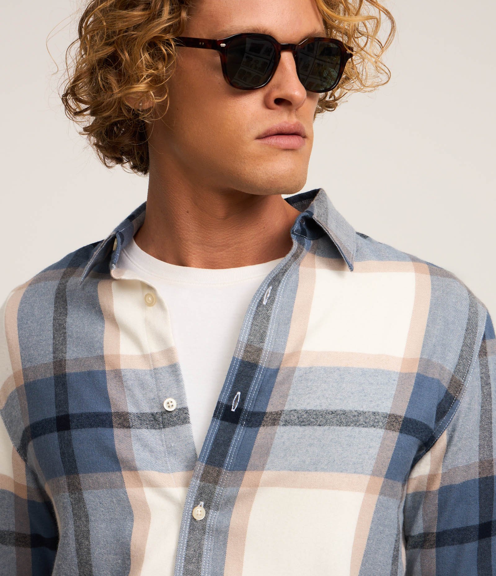 Camisa Manga Longa em Flanela Xadrez Azul 4