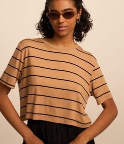 Blusa Boxy Cropped em Viscose com Listras