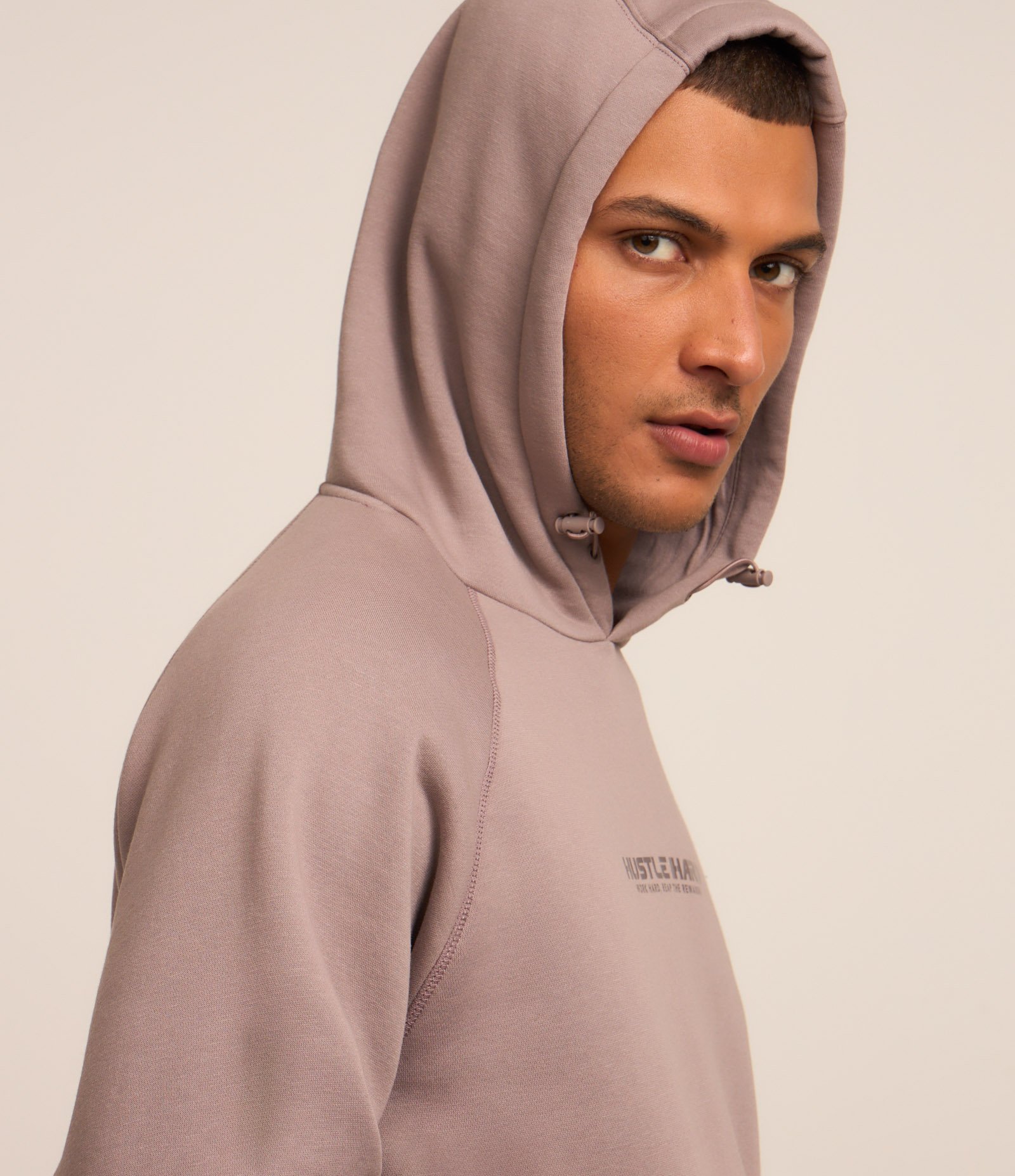 Blusão em Moletom com Estampa Lettering e Capuz Lilás 4