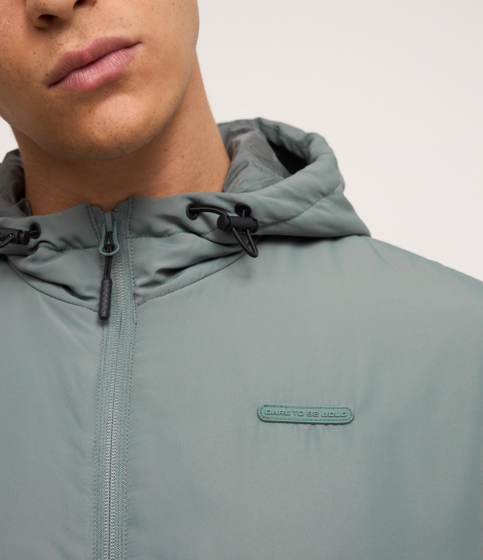 Jaqueta Esportiva com Capuz e Regulador Cinza 7