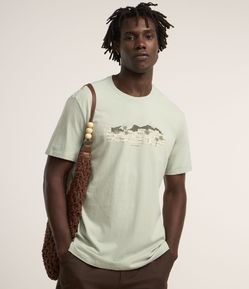 Camiseta Comfort em Algodão com Estampa Rua da Saudade