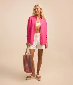 Short Cintura Alta em Jeans com Bolso Carpinteiro