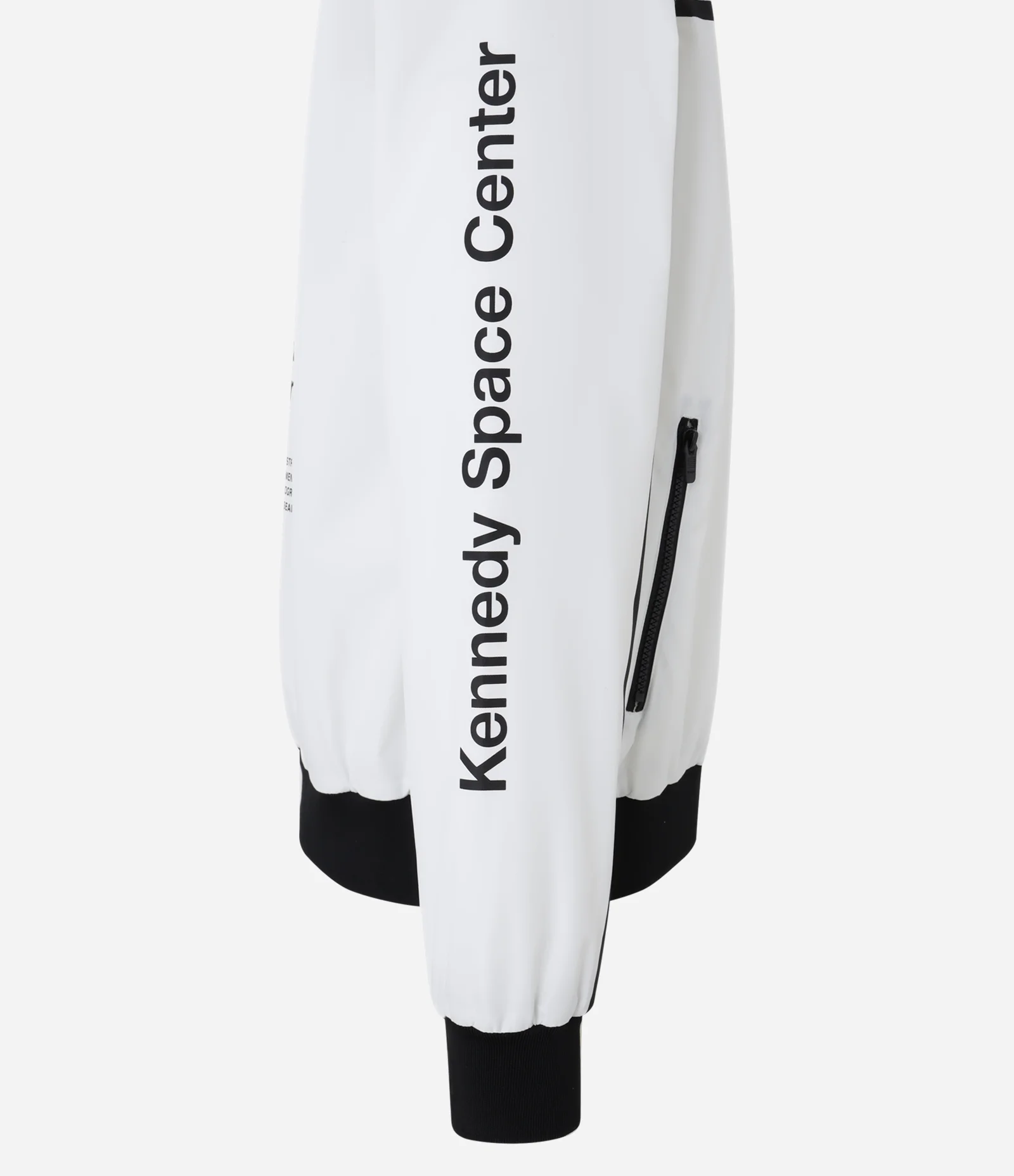 Jaqueta Quebra Vento com Estampa NASA Off White 13