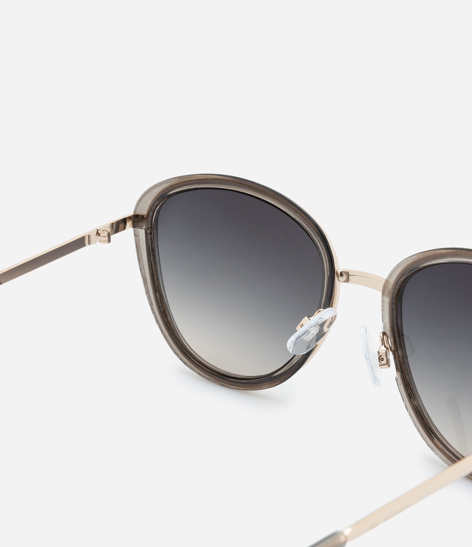 Óculos de Sol Redondo Metalizado com Detalhe Fumê Degradê Cinza 3