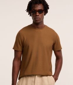Camiseta Regular com Textura Colmeia