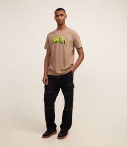 Calça Baggy em Sarja com Pespontos Contrastantes
