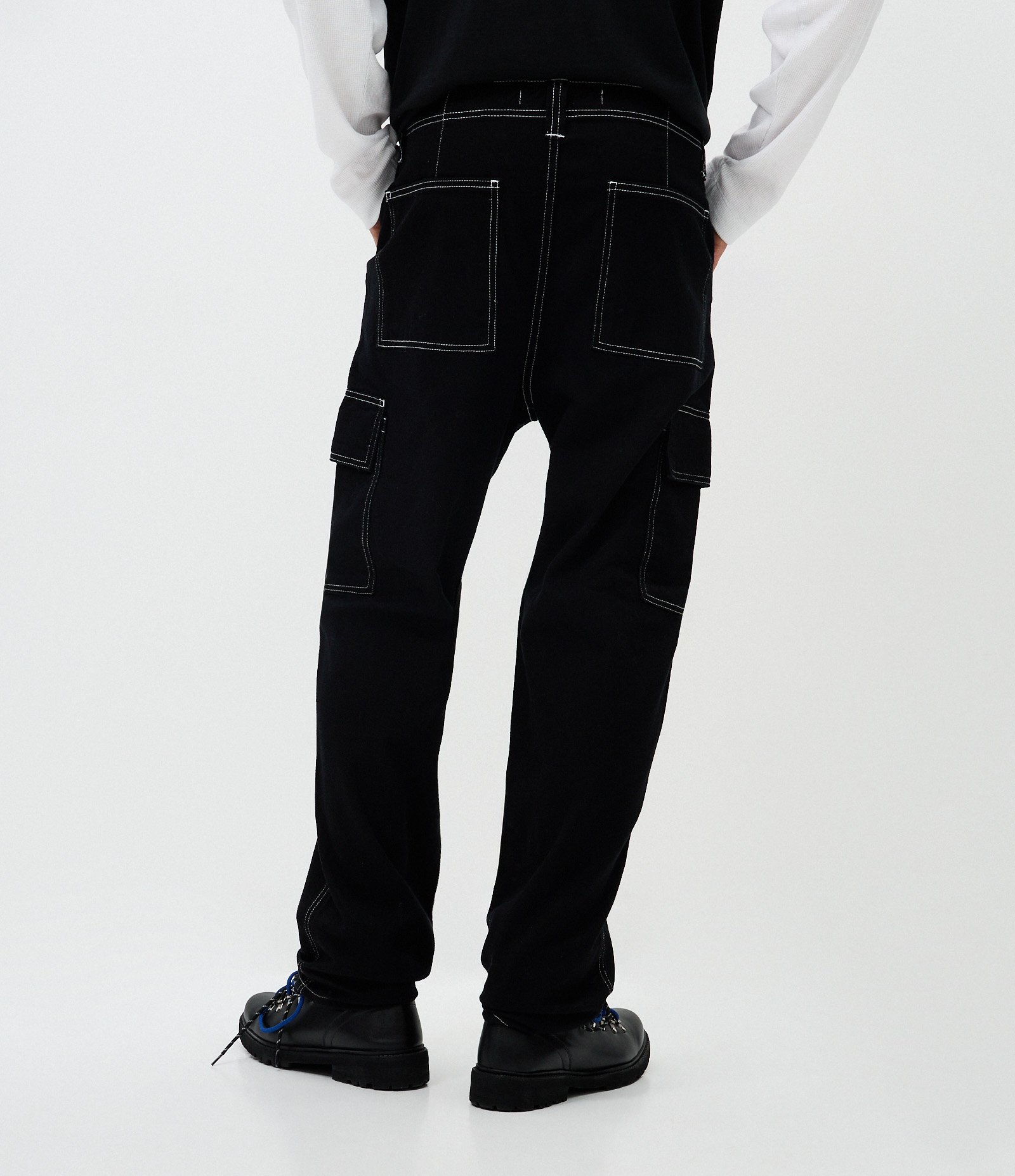 Calça Baggy em Sarja com Pespontos Contrastantes Preto 3