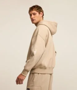 Casaco em Moletom com Estampa de Chamas Lateral