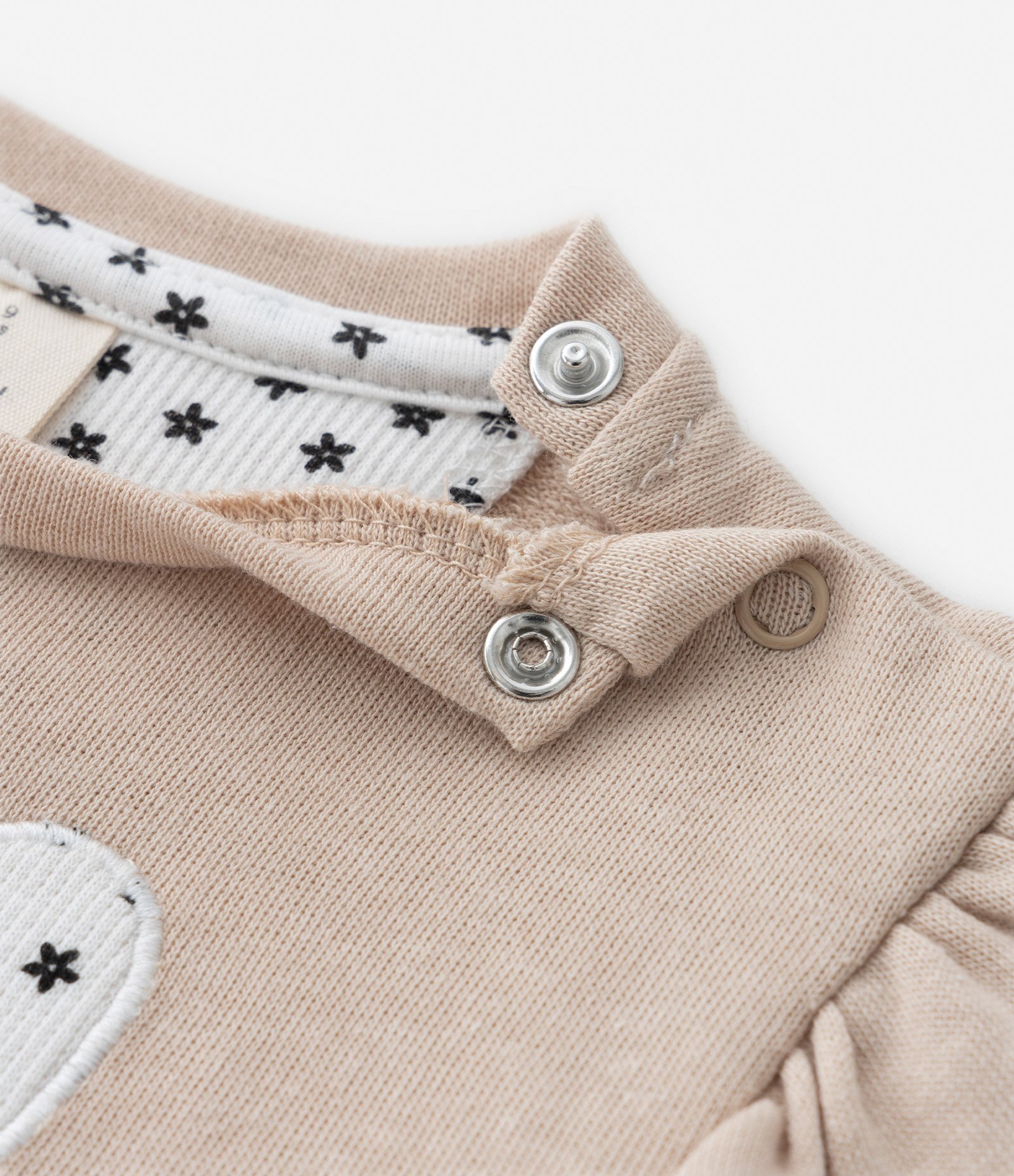 Conjunto Infantil com Babadinhos e Estampa Coelha - Tam 0 a 18 meses Bege 5