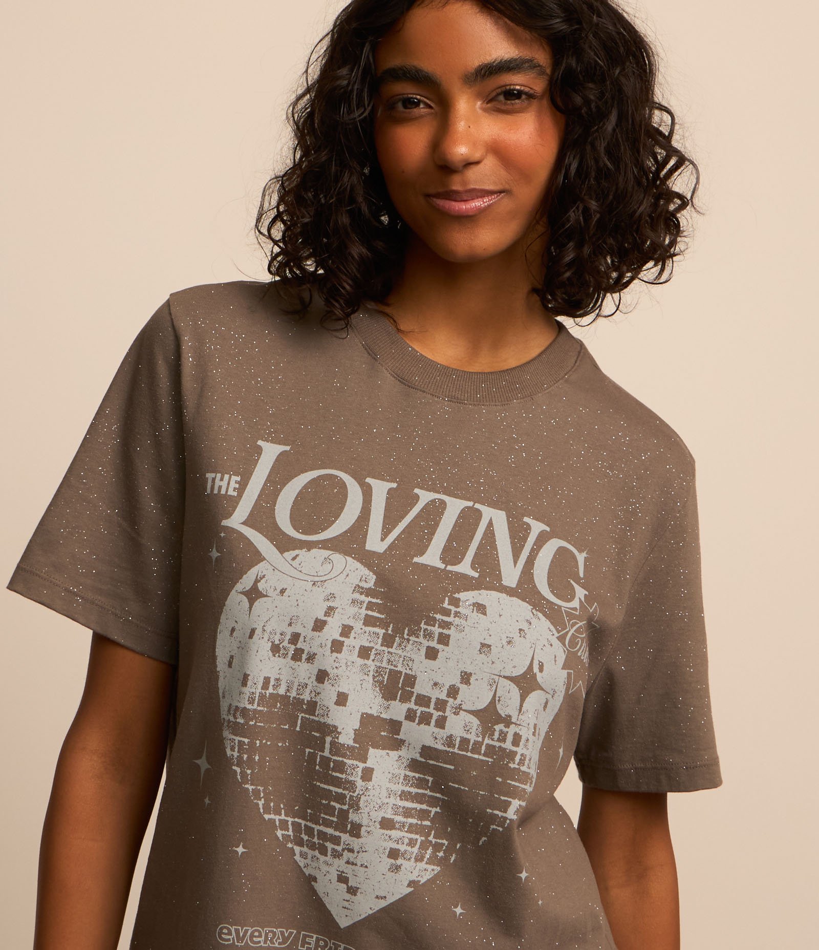 Camiseta Alongada em Algodão com Estampa Glitter Loving Cinza 3