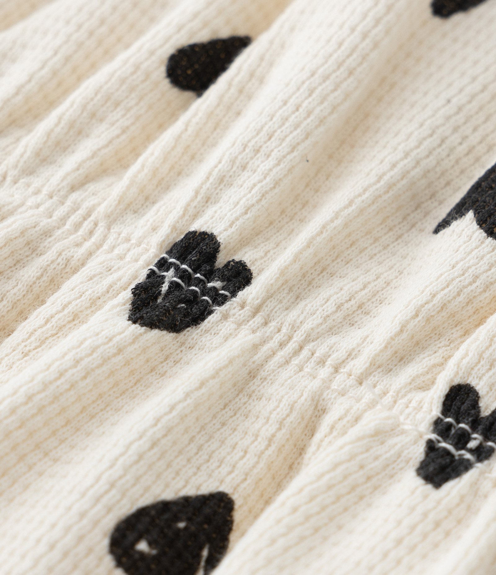 Vestido Infantil Texturizado com Estampa Corações - Tam 0 a 18 meses Bege 3