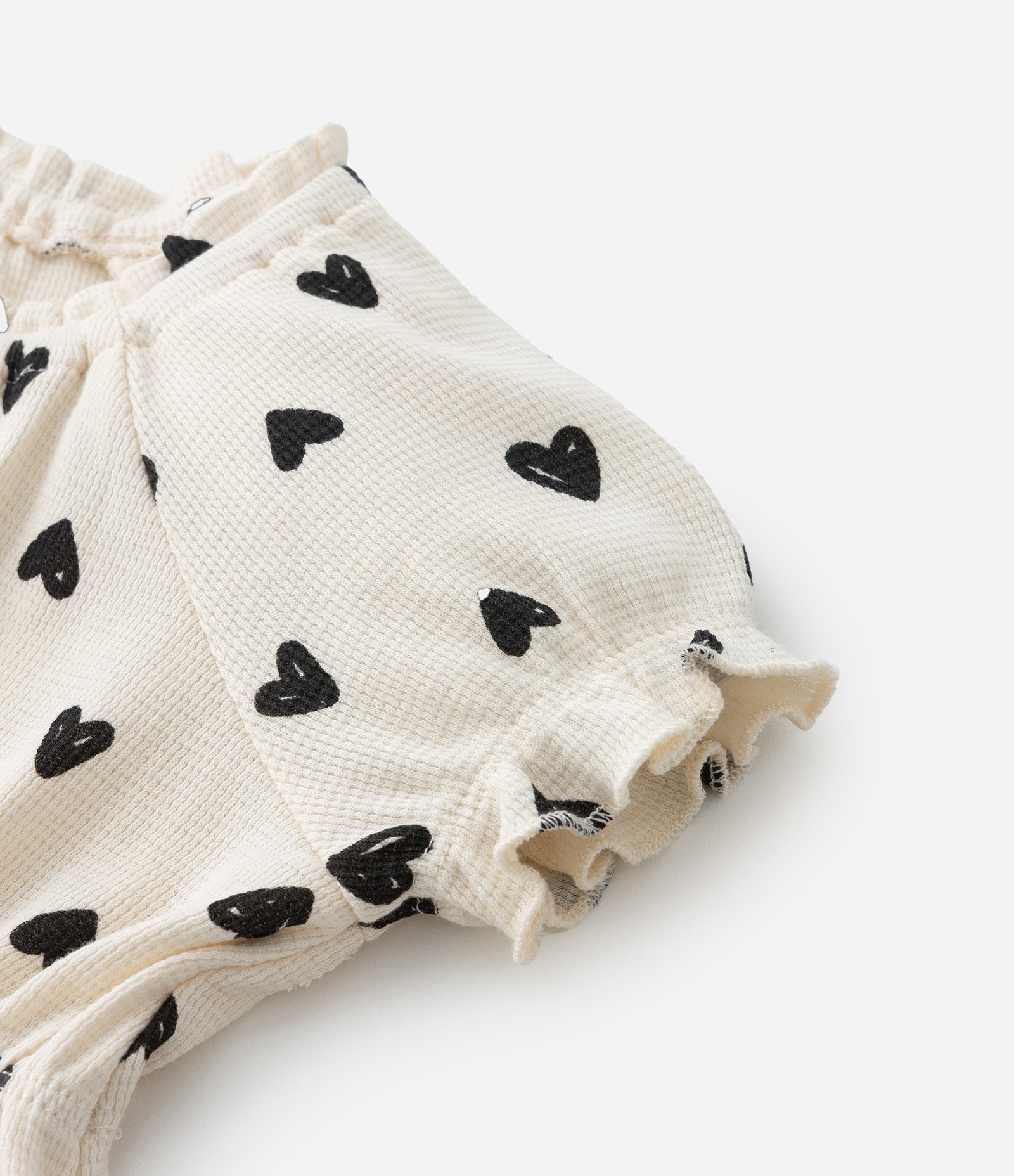 Vestido Infantil Texturizado com Estampa Corações - Tam 0 a 18 meses Bege 6