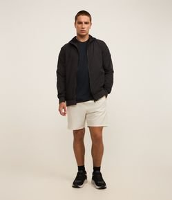Bermuda Esportiva com Cordão Interno e Lettering Refletivo