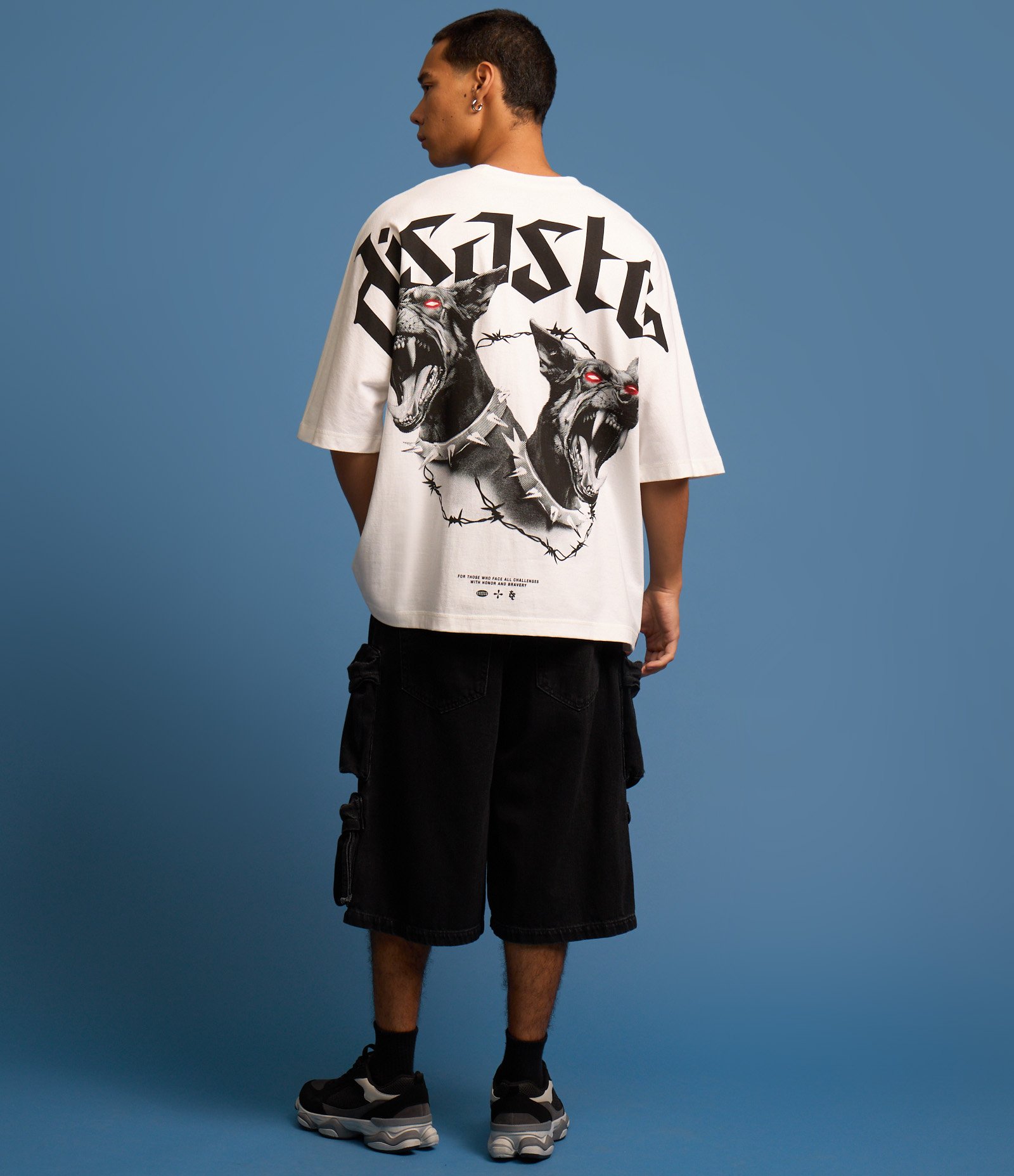 Camiseta Overboxy em Malhão com Estampa Dogs Disaster Branco 2