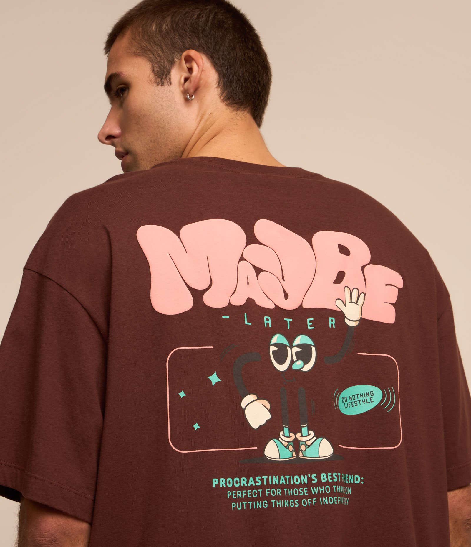 Camiseta Overboxy em Algodão com Efeito Puff com Estampa Lettering Marrom 1