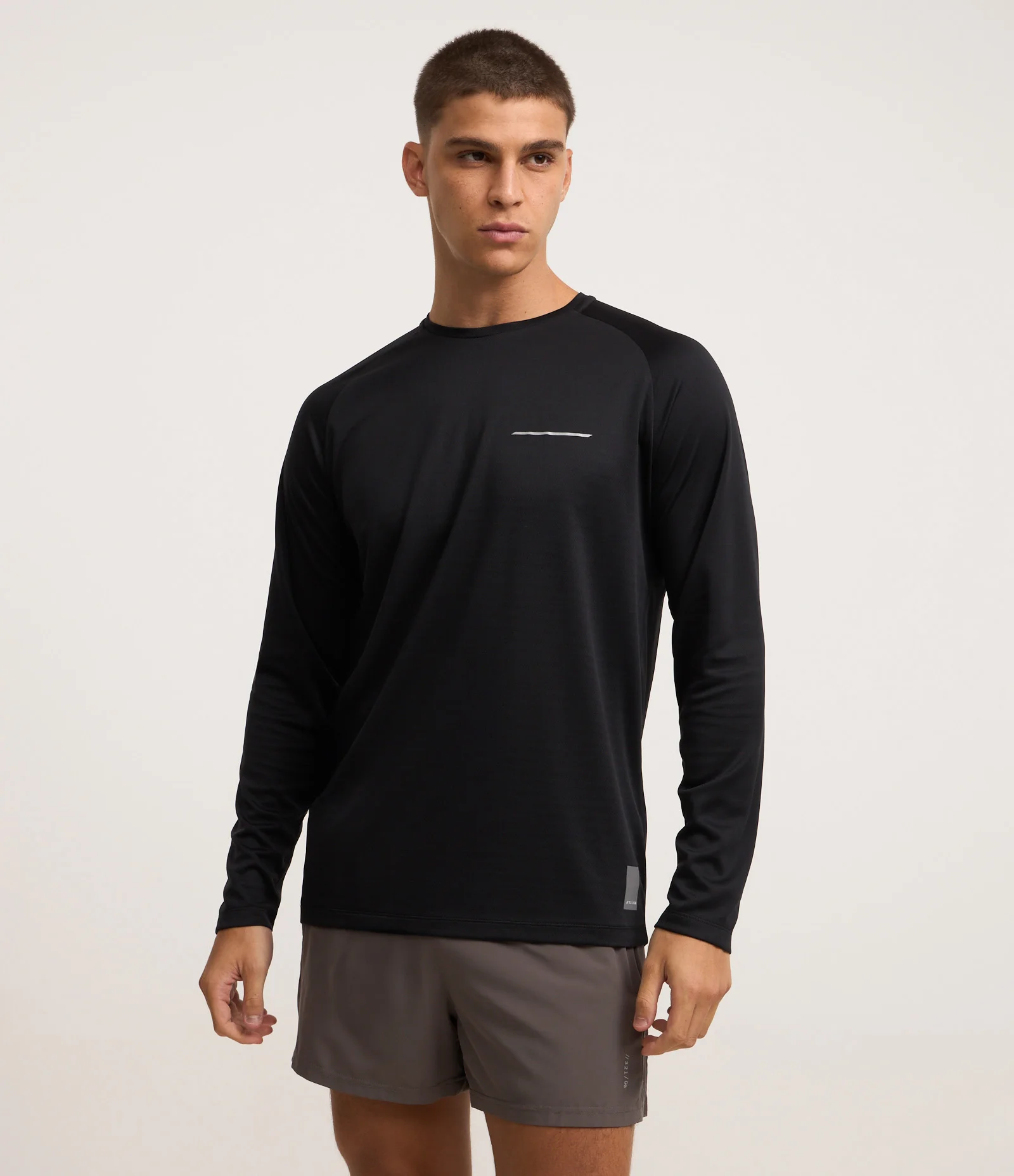 Camiseta Esportiva em Tecnologia Dry com Estampa Lettering Preto 1