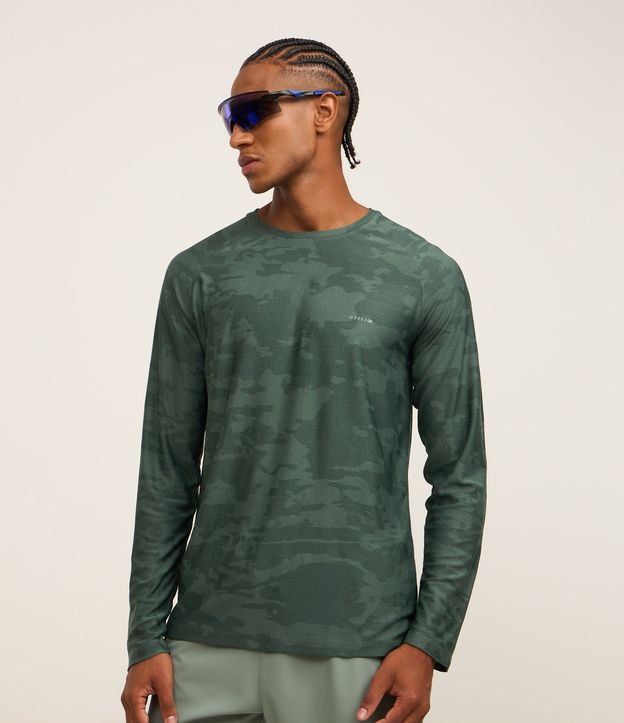 Camiseta Esportiva em Tecnologia Dry com Textura Jacquard