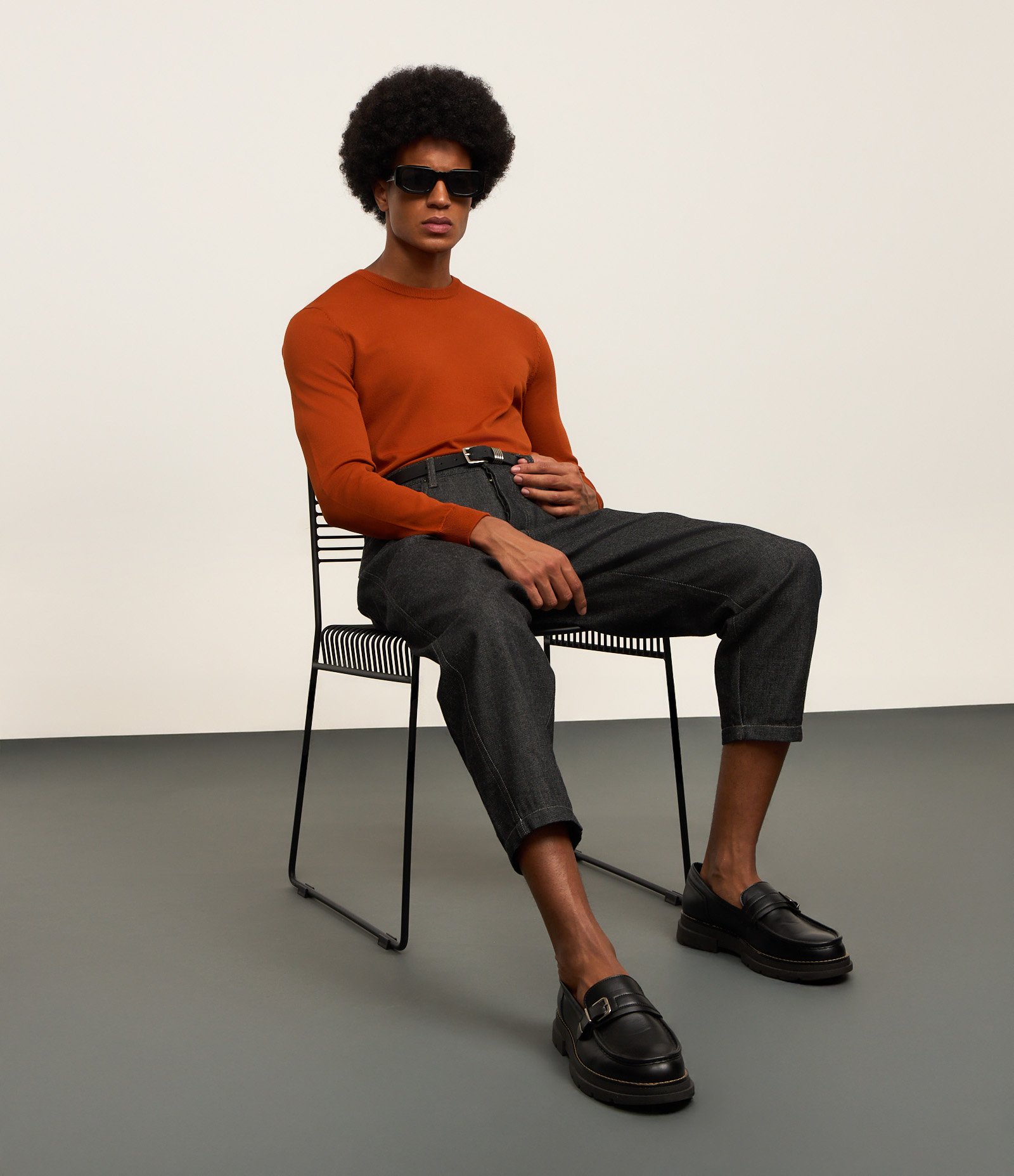 Suéter Básico em Viscose com Gola Redonda Laranja 3