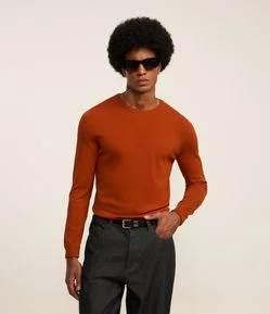 Suéter Básico em Viscose com Gola Redonda