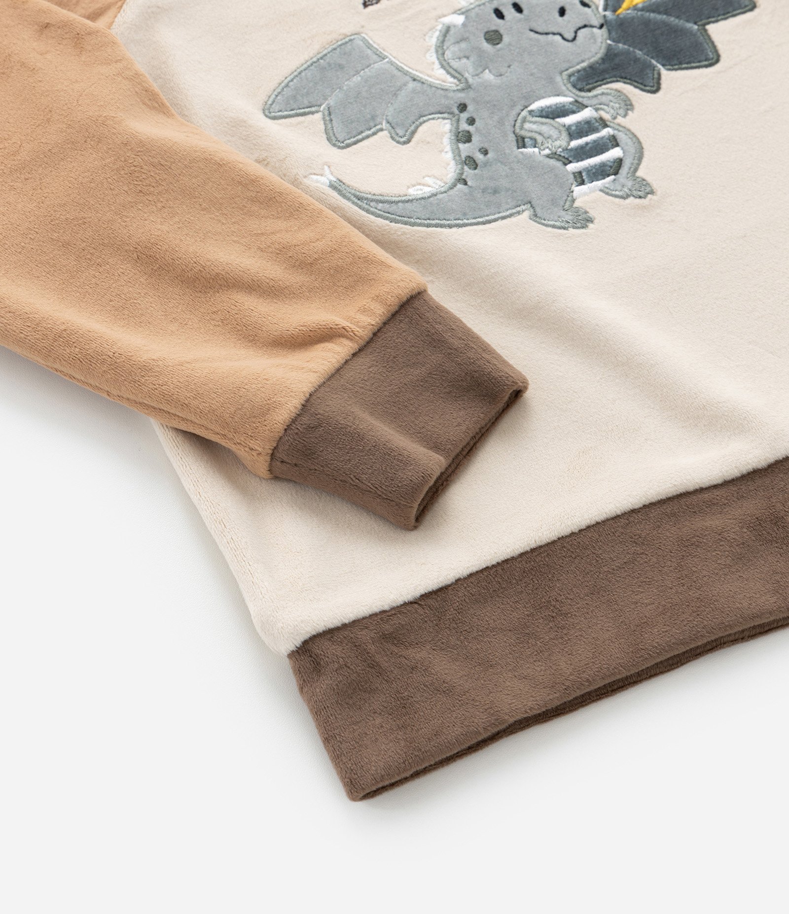 Pijama Infantil em Plush com Estampa Dragão - Tam 2 a 4 Anos Marrom/Bege 10