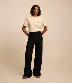 Calça Reta em Ribana Texturizada