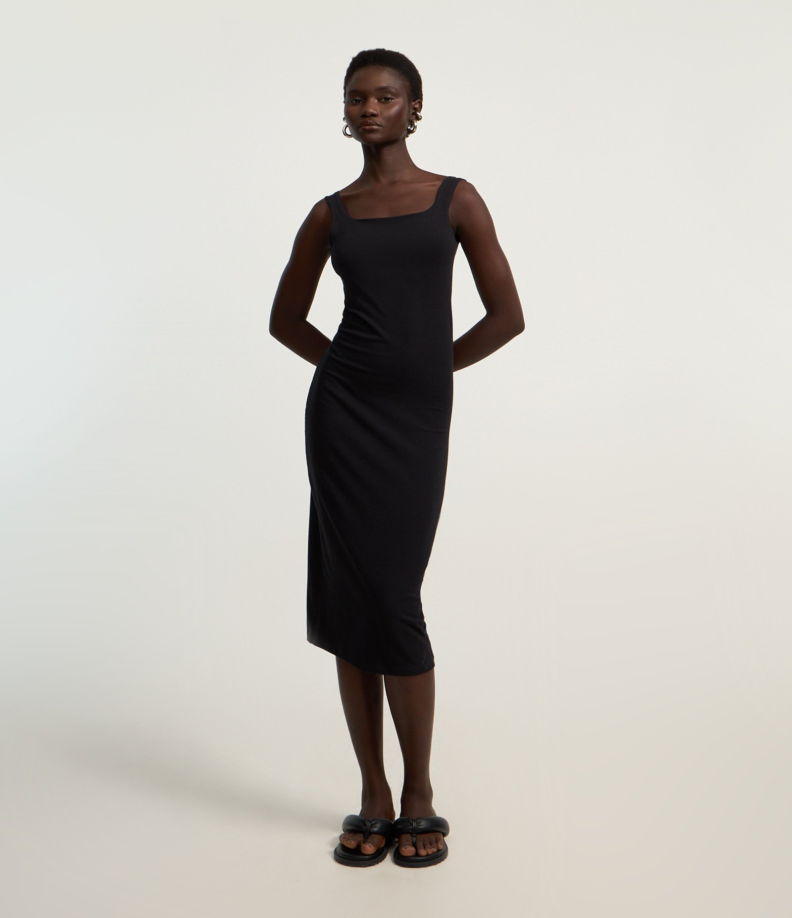 Vestido Midi em Algodão com Decote Quadrado Preto 1