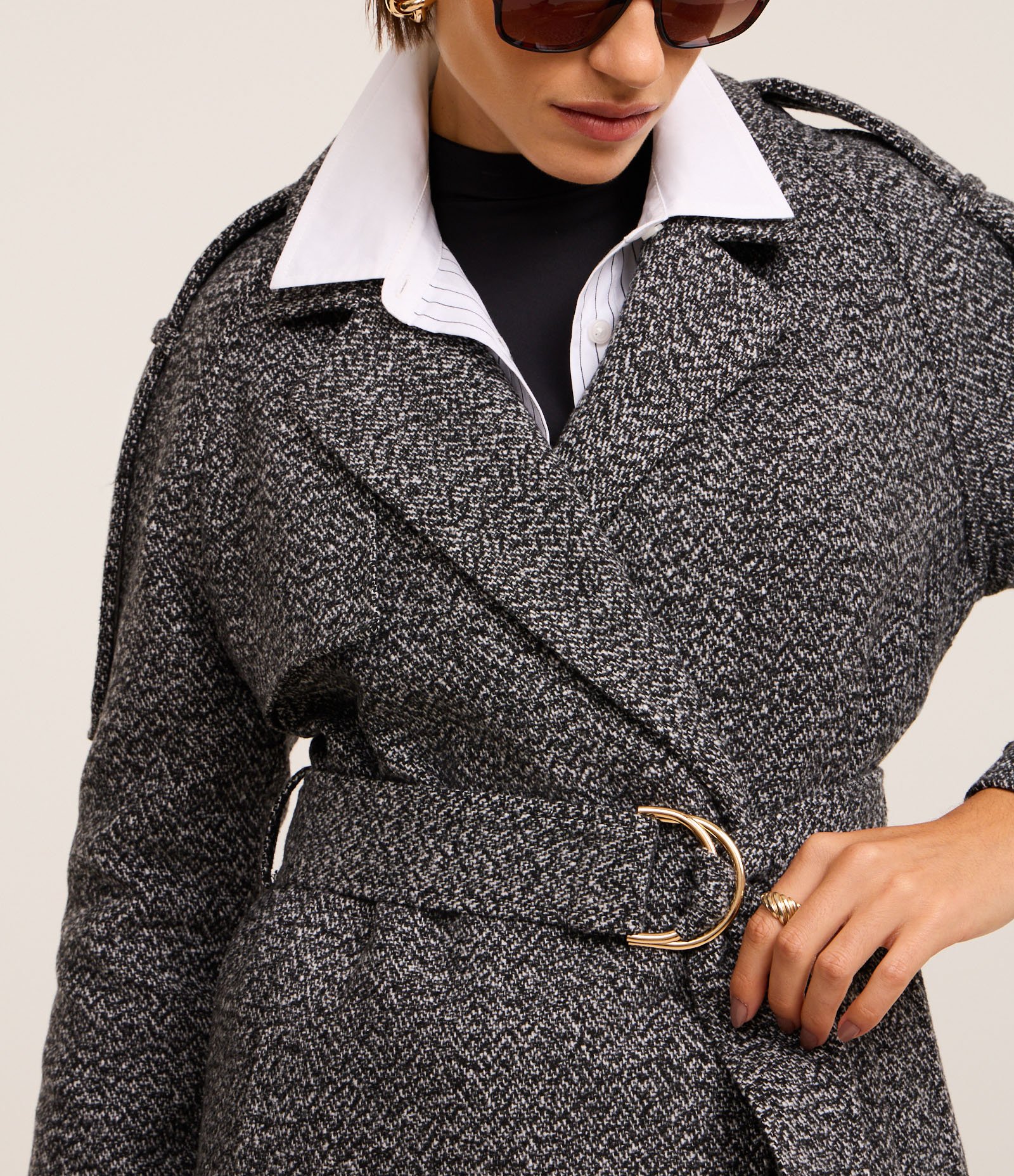 Casaco Alongado em Tweed com Cinto Fivela Preto/ Cinza 6