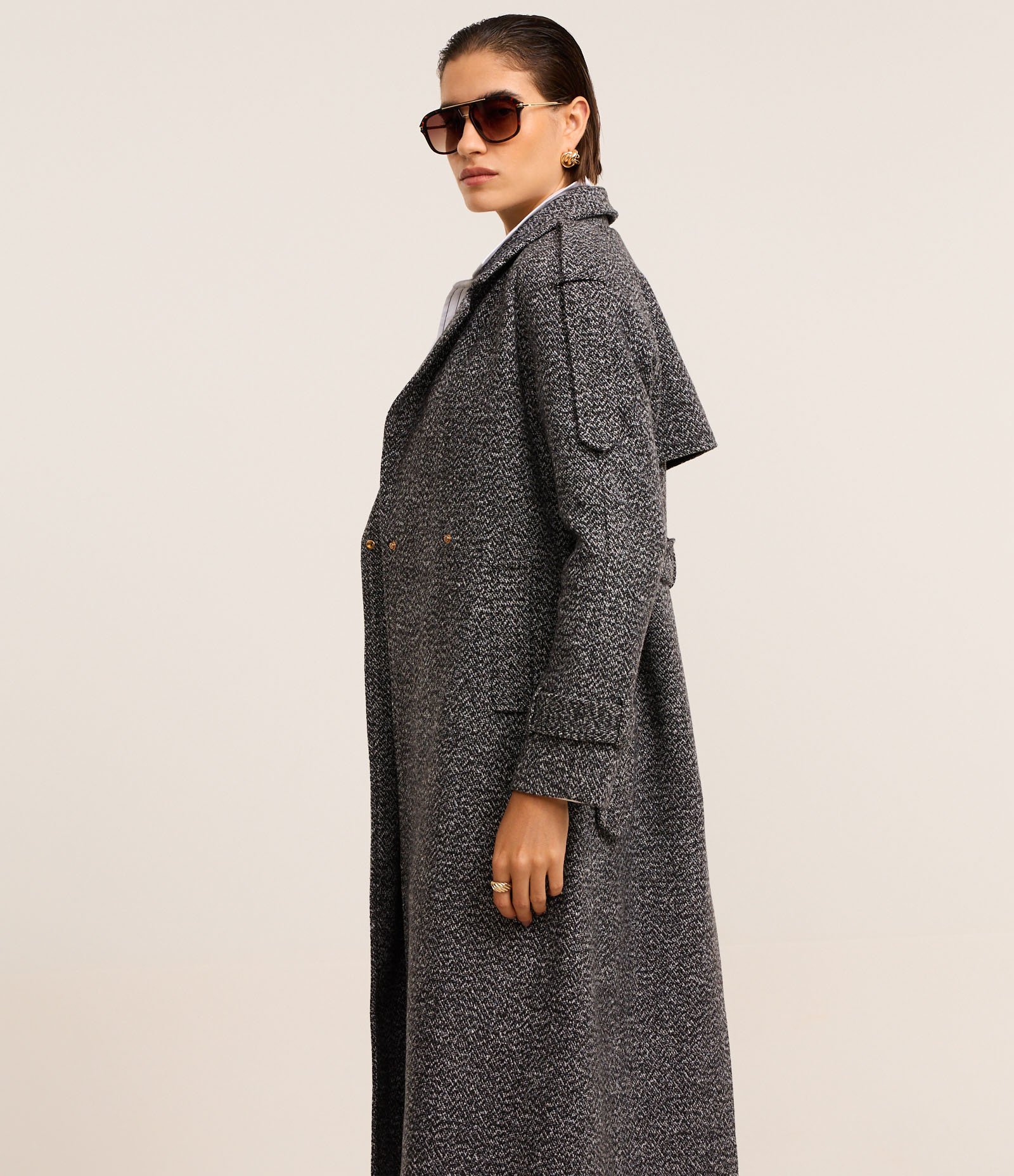 Casaco Alongado em Tweed com Cinto Fivela Preto/ Cinza 7