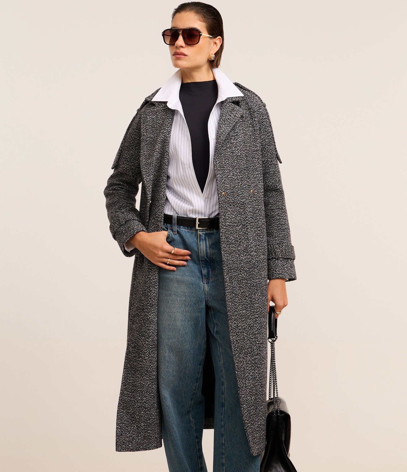 Casaco Alongado em Tweed com Cinto Fivela Preto/ Cinza 8