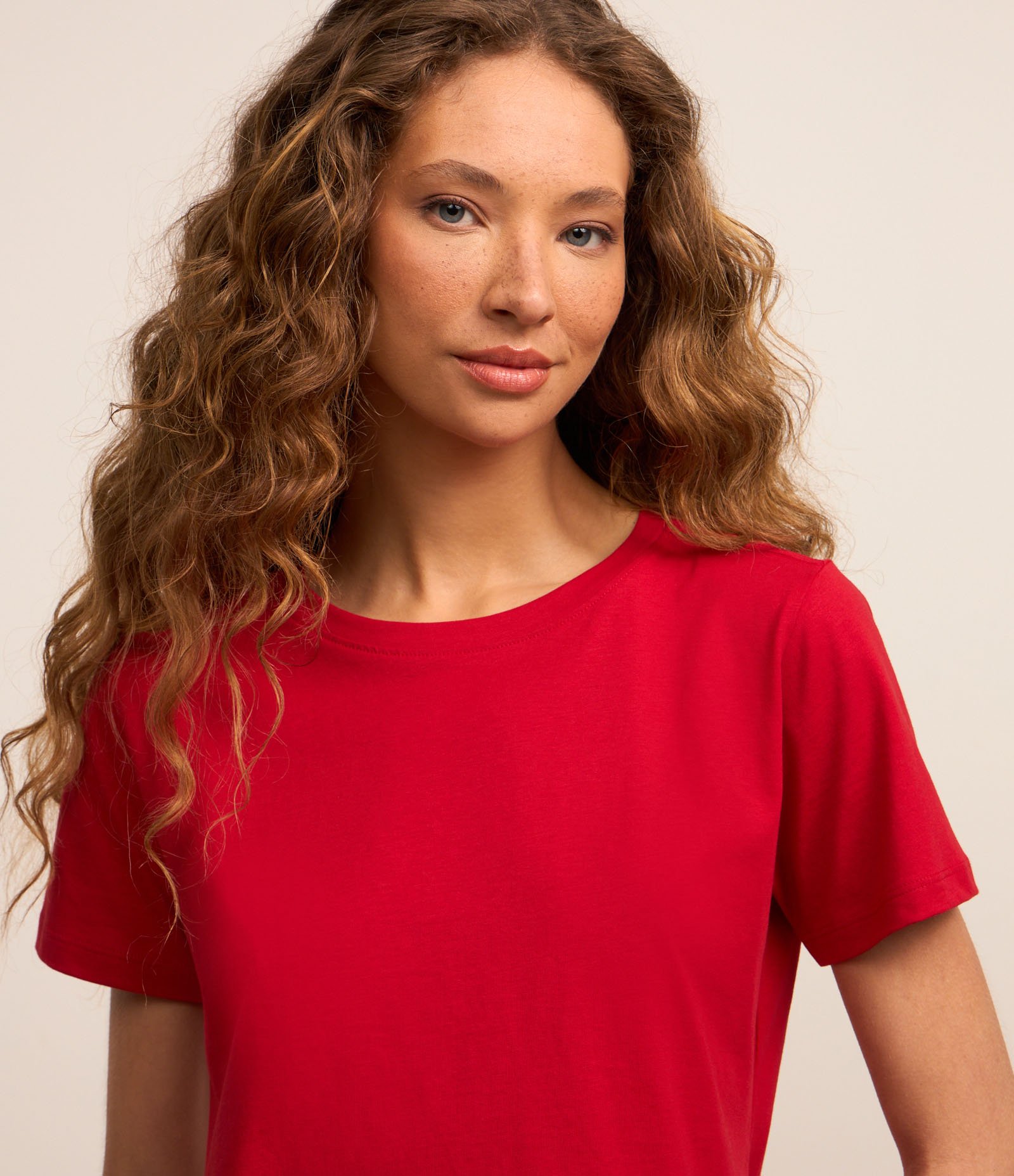 Camiseta Básica em Algodão com Manga Curta Vermelho 4