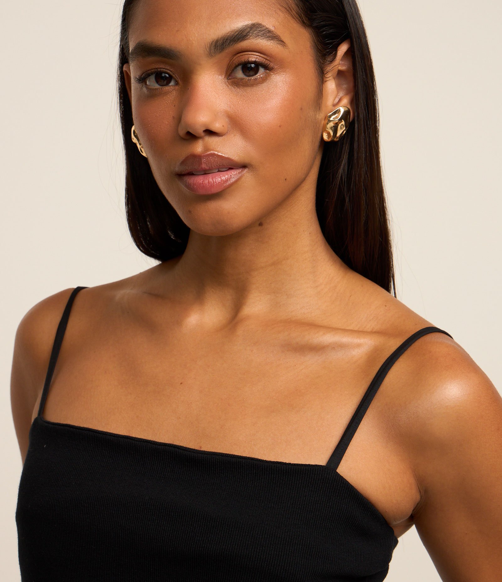 Blusa de Alça em Ribana com Barra Balonê Preto 3