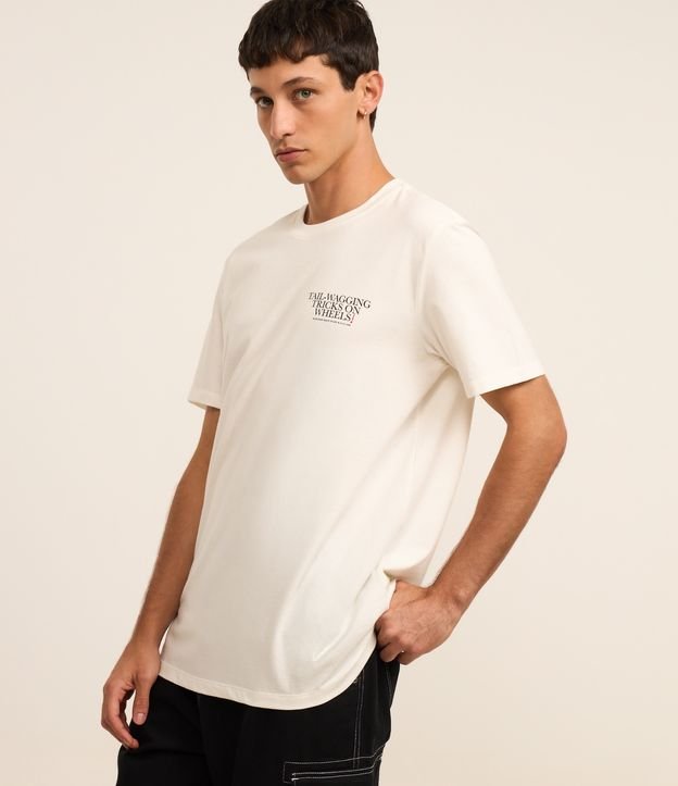 Camiseta Relaxed em Algodão Estampa Lettering e Cachorro Skatista