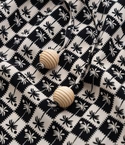 Saída de Praia Short com Estampa Coqueiros Curve & Plus Size