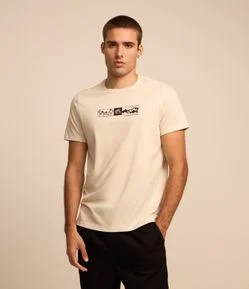 Camiseta Regular em Algodão com Estampa Elementos da Natureza