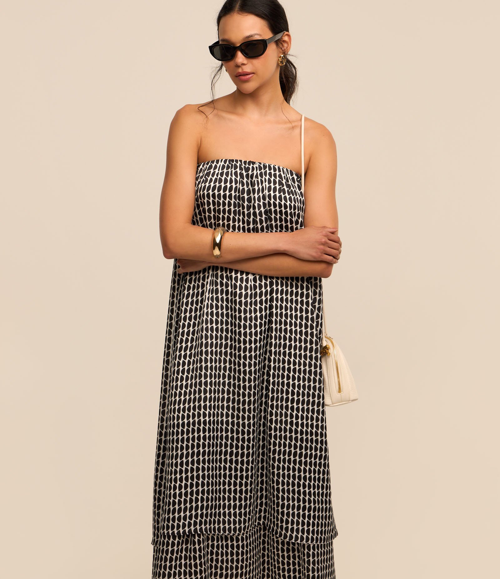 Vestido Tomara que Caia em Chiffon com Camadas e Estampa Geométrica Cinza Escuro/ Branco 4