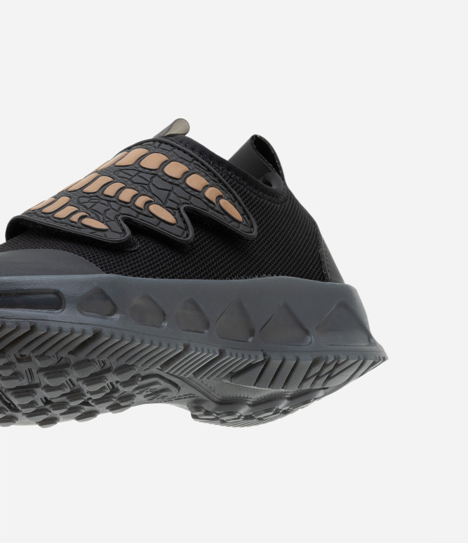 Tênis Calce Fácil Infantil com Sola LED e Estampa Pata de Dino - Tam 20 a 28 Preto 4