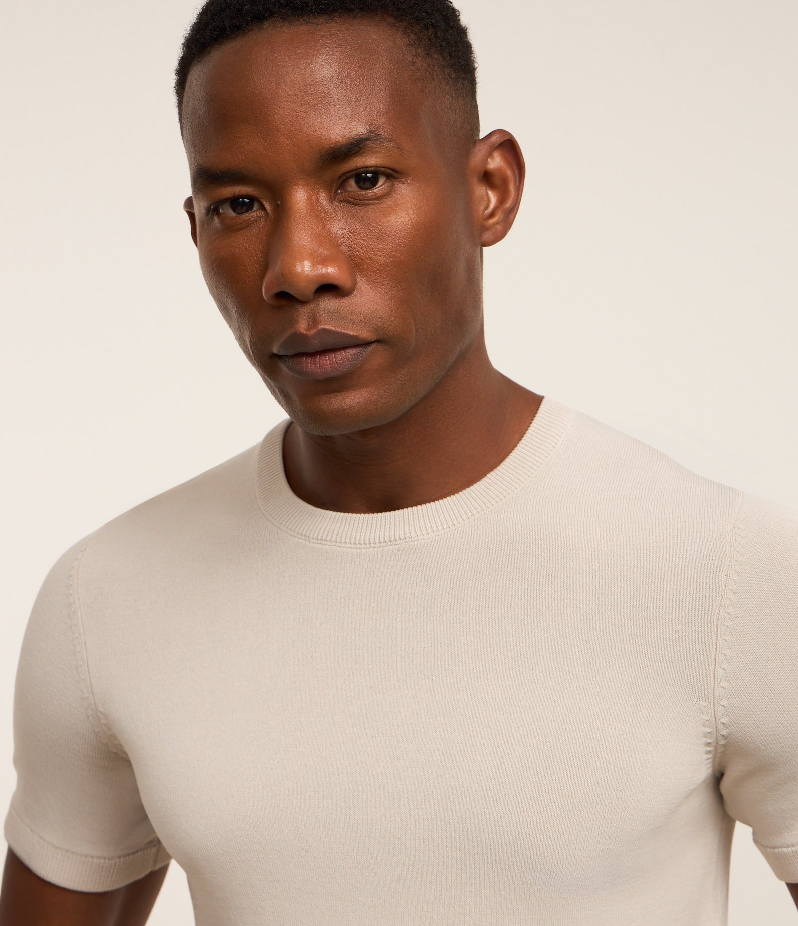 Camiseta Muscle Texturizada em Tricô Bege 4