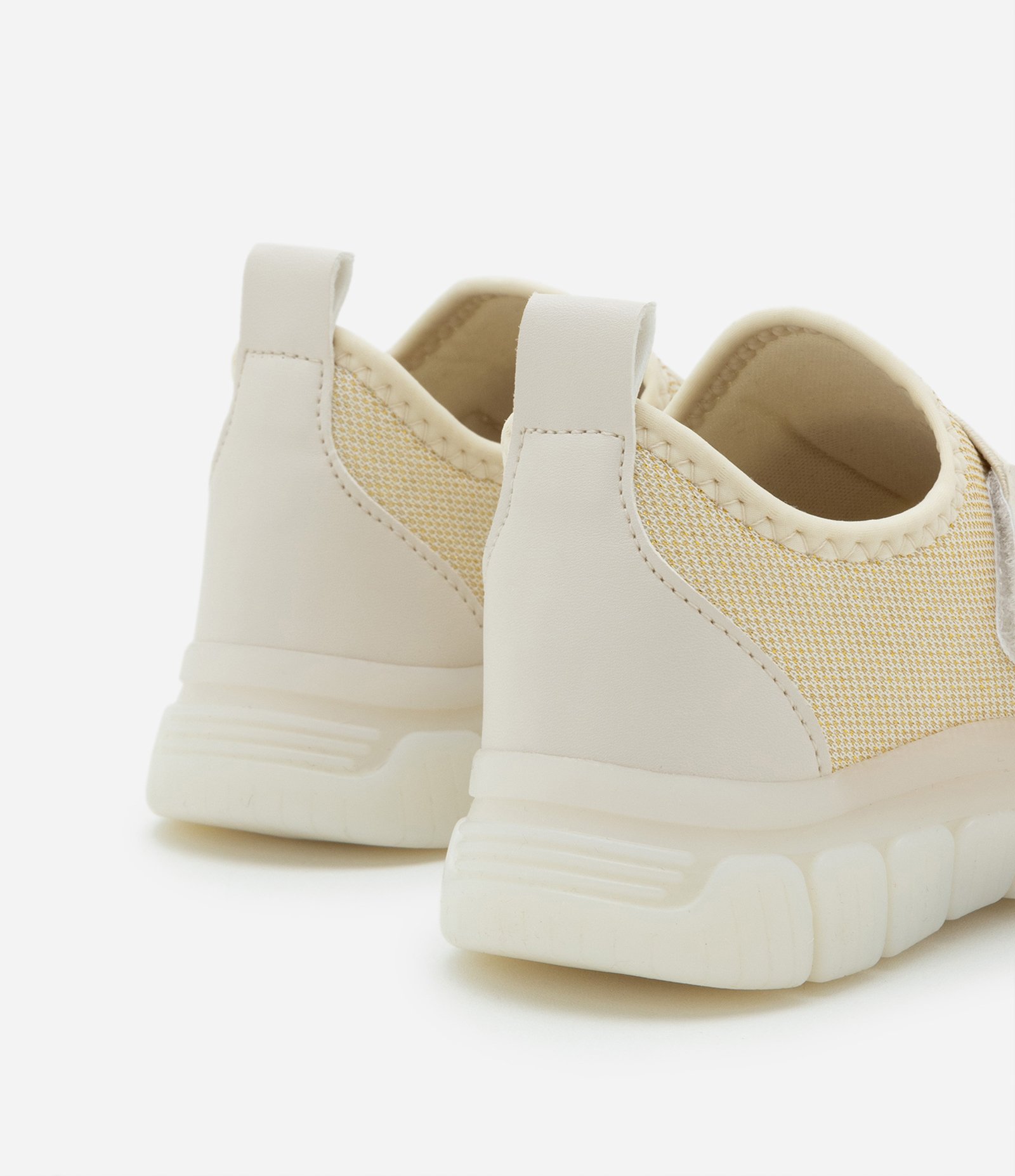 Tênis Infantil Calce Fácil com Glitter e Sola LED - Tam 20 a 30 Bege 4