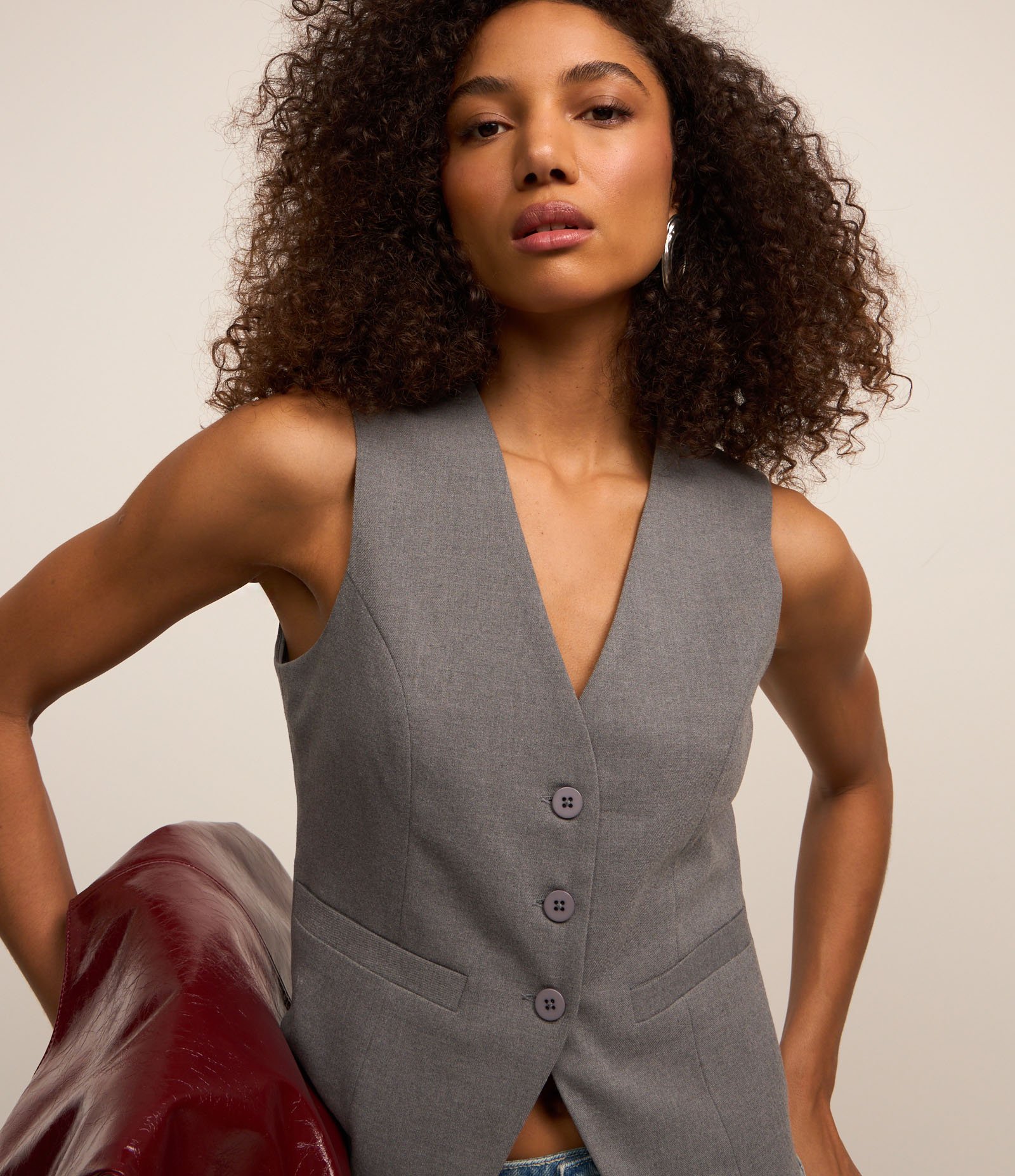 Colete Alongado Alfaiatado com Botões Frontais 3